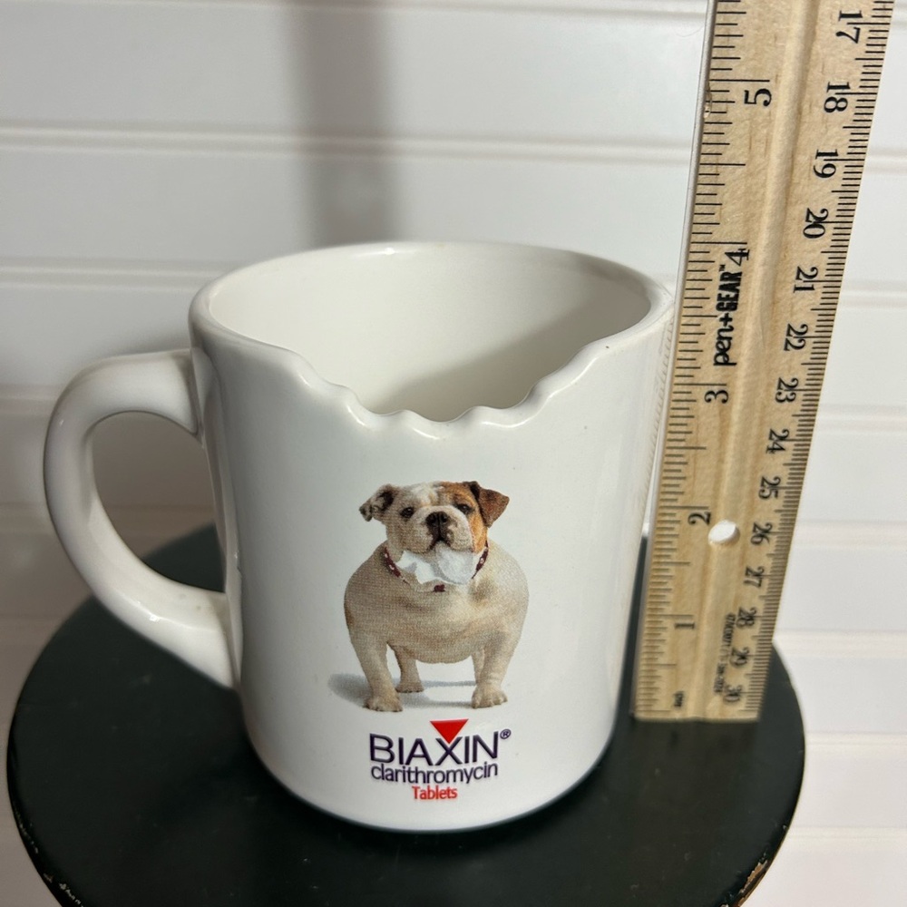 Biaxin Pharmaceutical Advertising Coffee Tea Mug Dog Bite Design Bulldog Vintage